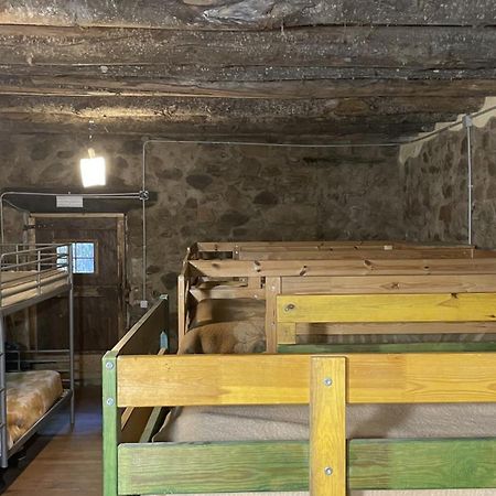 Albergue Del Oso Tierraluz アルブシエス エクステリア 写真